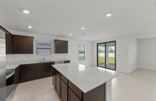 New construction Single-Family house 1025 Caloosa Breeze Dr, Labelle, FL 33935 plan Hanover - image