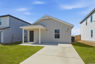 New construction Single-Family house 1343 Vallarta Centro, Converse, TX 78109 plan Eddleman - image