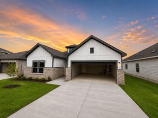 New construction Single-Family house 164 Wind Hl, Jarrell, TX 76537 plan Young - image