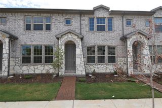 New construction Townhouse house 3437 Solana Circle, Denton, TX 76207 - photo