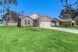 New construction Single-Family house 212 Forest Park Dr, West Columbia, TX 77486 plan Duval - image