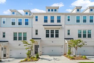 New construction Townhouse house 6230 Kenbrook Dr, Tucker, GA 30084 - image
