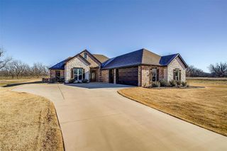 New construction Single-Family house 2217 Middlewood Cir, Granbury, TX 76049 - photo