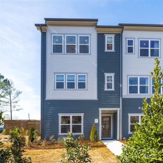 New construction house 6023 Pivot Ct, Charlotte, NC 28205 plan Wright - image