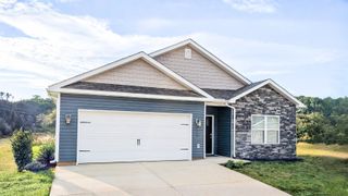 New construction Single-Family house 655 St. Andrews Dr, Kingsport, TN 37664 plan Cali - image