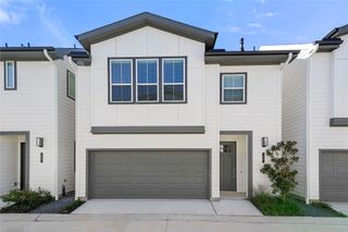 New construction Single-Family house 13 Fulton Row Ln, Houston, TX 77076 plan 9236 - image
