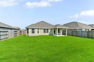 New construction Single-Family house 7607 Tramontana Ln, Baytown, TX 77523 - image