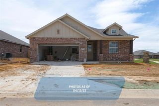 New construction Single-Family house 110 Maverick Trail, Valley View, TX 76272 - photo