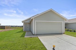 New construction Single-Family house 13007 Chinali Spgs, St. Hedwig, TX 78152 plan Hoffman - image