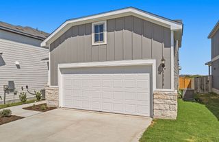 New construction Single-Family house 1116 Paradise Canyon Cv, Jarrell, TX 76537 plan Fentress - image