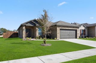 New construction house 420 Comanche Dr, Cleburne, TX 76033 plan Stockton - image
