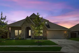 New construction Single-Family house 402 Laurel Ln, Glenn Heights, TX 75154 plan Caraway - image