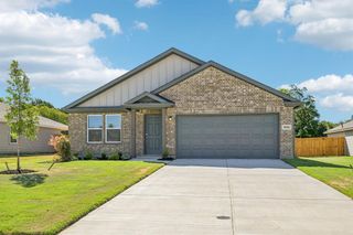 New construction Single-Family house 3026 River Birch Dr, Dallas, TX 75253 plan Covington - image