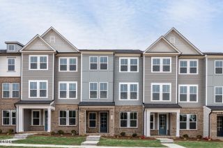 New construction Townhouse house 604 Thatch Ln, Unit 114, Knightdale, NC 27545 - image