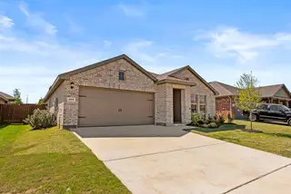 New construction Single-Family house 541 Marsh St, Cleburne, TX 76033 plan Texas Cali - image