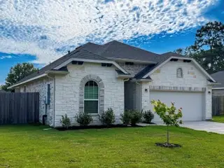 New construction Single-Family house 439 S Amherst Dr, West Columbia, TX 77486 plan Greeley - image