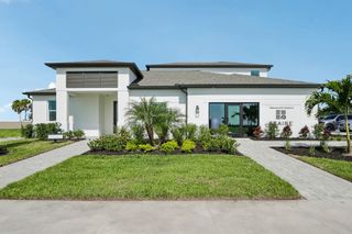 New construction house 8913 Deep Horizon Lp, Parrish, FL 34219 plan Gulf Stream XL - image