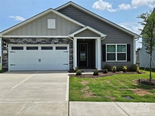 New construction Single-Family house 209 Adams Tree Way, Troutman, NC 28166 - photo