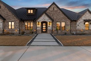 New construction Single-Family house 553 Royal Santana Run, Weatherford, TX 76087 - image