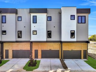 New construction Townhouse house 4411 Anthony Ct, Seabrook, TX 77586 - image