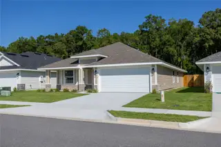 New construction Single-Family house 12754 NW 162nd Dr, Alachua, FL 32615 plan 1780 - image