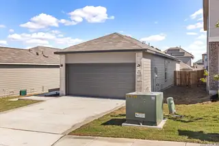 New construction Single-Family house 5134 Schaeffer Rdg, Converse, TX 78109 - image