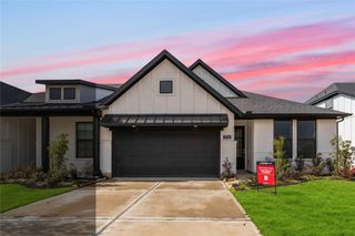 New construction Townhouse house 7719 Cattail Shallows Ln, Katy, TX 77493 - image