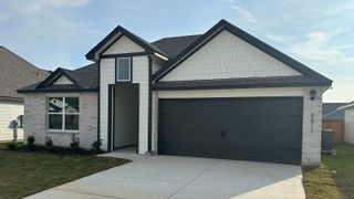 New construction Single-Family house 8811 Trungle Rd, Temple, TX 76502 plan Kingston - image