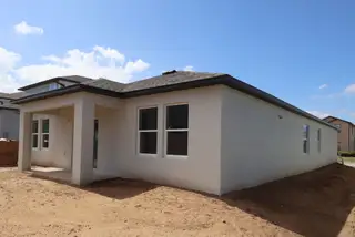 New construction Single-Family house 12194 Stirrup Dr, Dade City, FL 33525 plan Maui - image
