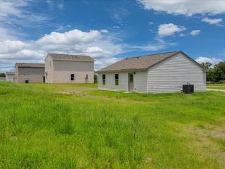 New construction Single-Family house 235 Dana Dr, Lufkin, TX 75901 plan Hoover - image