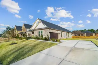 New construction Single-Family house 630 Running Iron Ln, Magnolia, TX 77354 plan Cameron - image