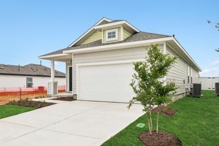 New construction house 108 Bountiful Ln, Elgin, TX 78621 plan Harvest Ridge 1533 - image