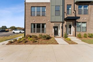 New construction Condo/Apt house 1207 Shaw View Alley, Unit 101, Raleigh, NC 27601 - photo