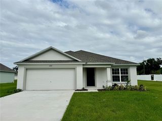 New construction Single-Family house 2004 Winding River Cove, Bartow, FL 33830 - photo