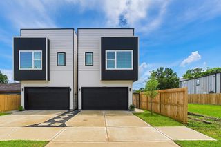 New construction Single-Family house 6734 Lozier St, Houston, TX 77021 - image