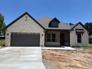 New construction Single-Family house 412 Guadeloupe Ln, Springtown, TX 76082 - image