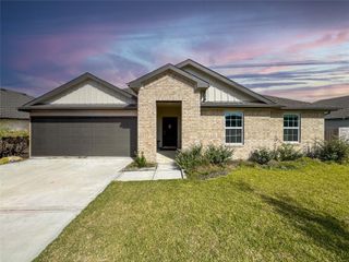 New construction Single-Family house 8706 Marlow Dr, Texas City, TX 77591 plan Holden - image