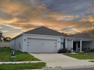 New construction Single-Family house 5539 Maddie Dr, Haines City, FL 33844 - image