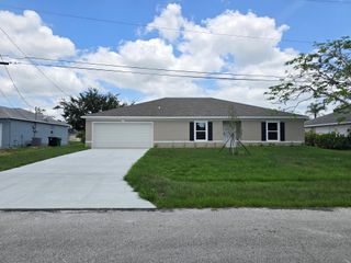 New construction  house 525 Sw Feldman Ave, Port St. Lucie, FL 34953 plan Majestic - image