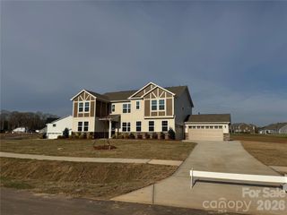 New construction Single-Family house 2608 Mabel Ln, Monroe, NC 28110 plan Lassen - image