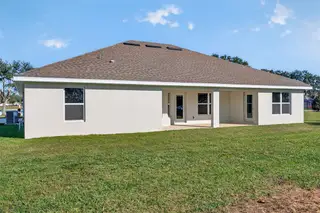 New construction Single-Family house 37298 Hidden View Cir, Dade City, FL 33523 plan 2330 - image