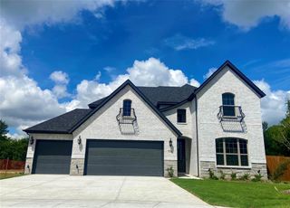 New construction Single-Family house 400 Devonshire Dr, Greenville, TX 75401 - image