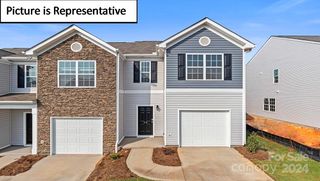 New construction Townhouse house 9020 Lowfalls Lane, Charlotte, NC 28216 Newton - photo