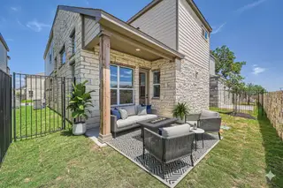 New construction Single-Family house 1531 N Red Bud Ln, Unit 33, Round Rock, TX 78665 plan Crowley I - image