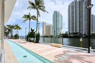 New construction Condo house 300 Biscayne Blvd Wy, Unit 1704, Miami, FL 33131 - image