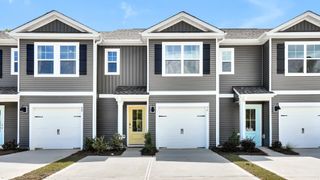 New construction Single-Family house 4329 Majesty Dr, Castle Hayne, NC 28429 plan Pearson Th - image