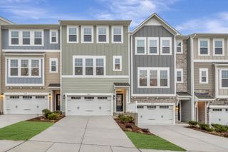 New construction Townhouse house 2726 Hunter Woods Dr, Apex, NC 27502 plan Hyde Park - image