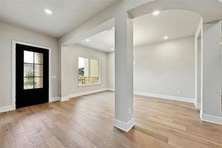 New construction Single-Family house 812 Whitcomb Way, Austin, TX 78738 The Santiago IV- photo