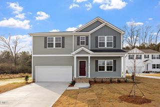 New construction Single-Family house 214 Harriette Ct, Lillington, NC 27546 plan Russell - image