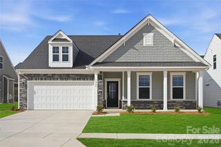New construction Single-Family house 1060 Arundle Rd, Sherrills Ford, NC 28673 plan The Easton - image